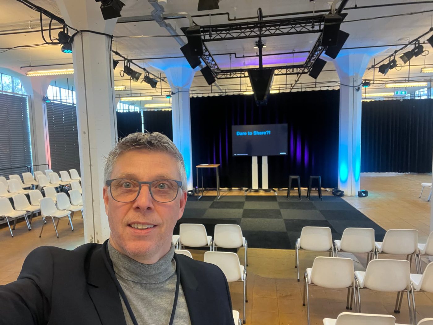 Marnix at a seminar venue